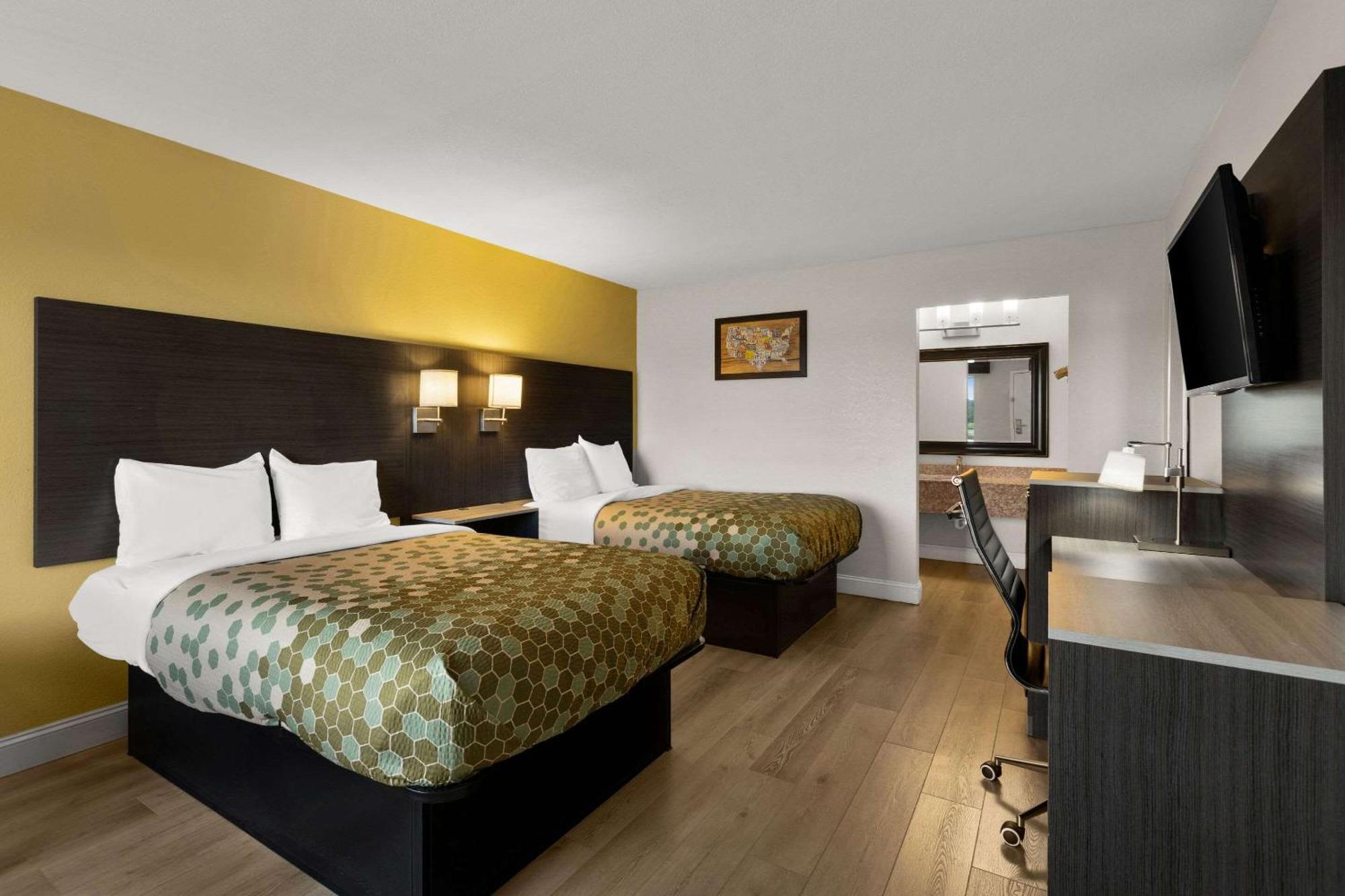 Econo Lodge White Pine Morristown I-81 & I-40 Split エクステリア 写真
