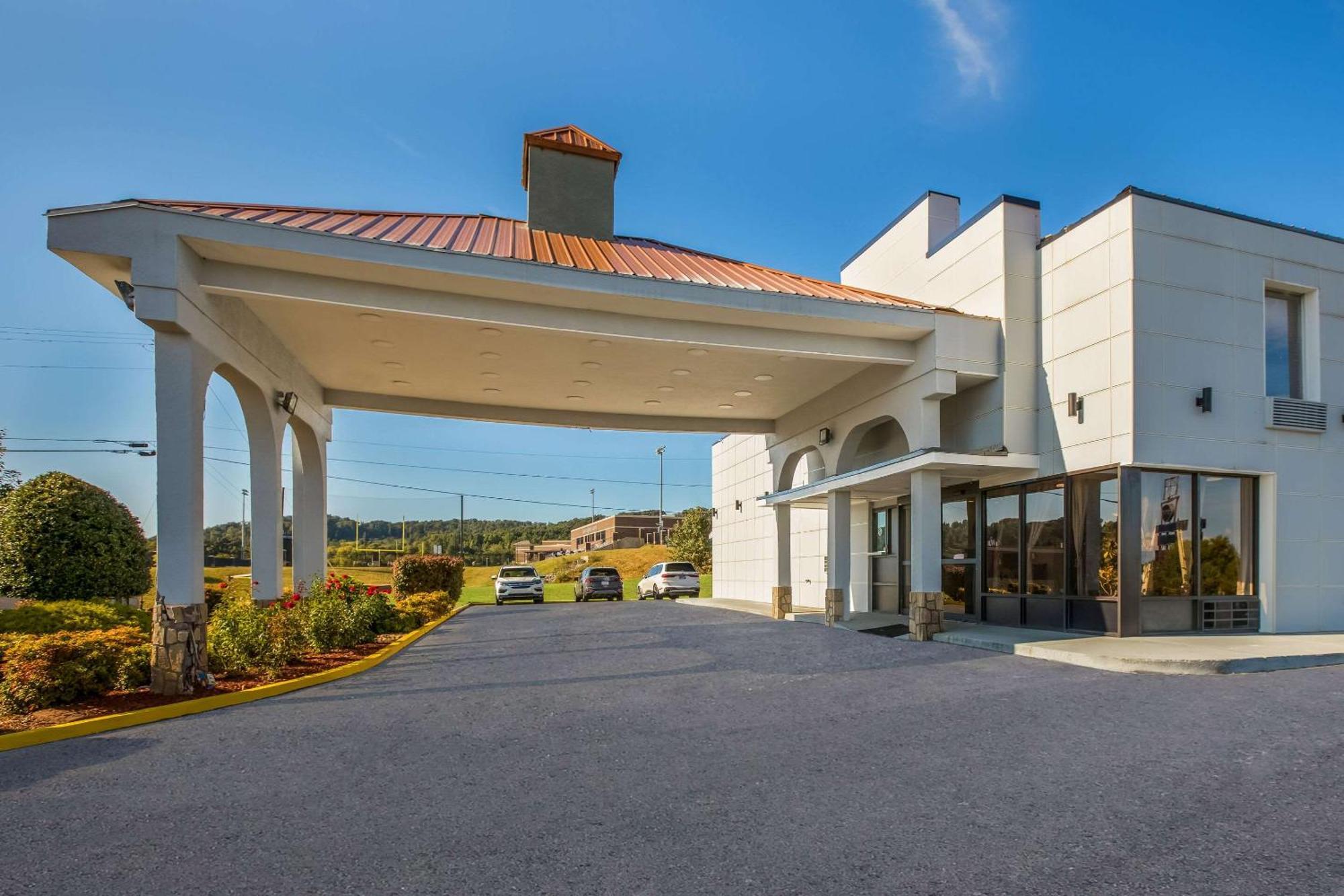 Econo Lodge White Pine Morristown I-81 & I-40 Split エクステリア 写真